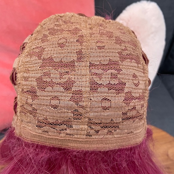 Wig ARDA WIGS Inigo Classic Wig in WINE Colour - Picture 9 of 13